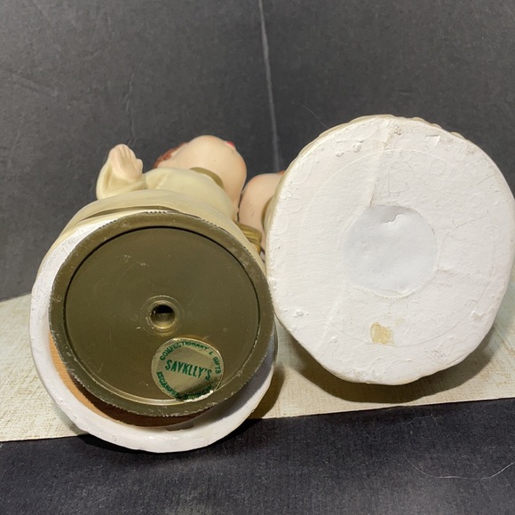 Vintage Kissing Angel Spining Music Box!  made in japan - Picture 9 of 10